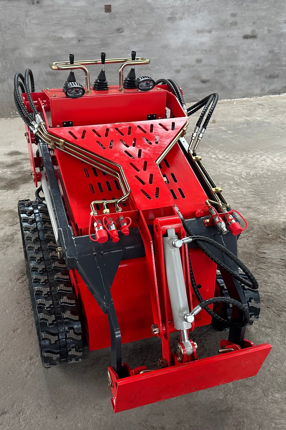 ST380 Mini Skid Steer