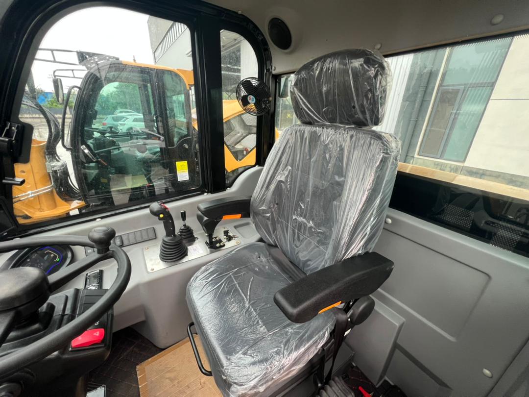 JL250T Telescopic Wheel Loader