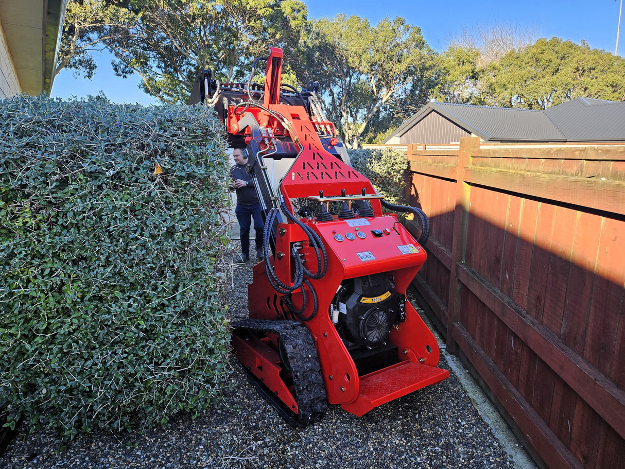 Mini Skid Steer ST380