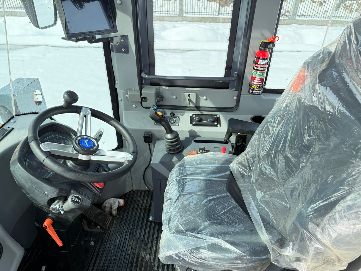 MultiCat LX400 4x4 Wheel Loader